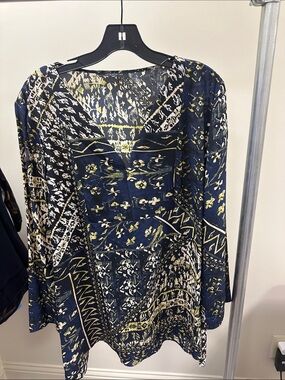 Lafayette 148 New York Navy, White & Yellow Printed V-Neck Tunic